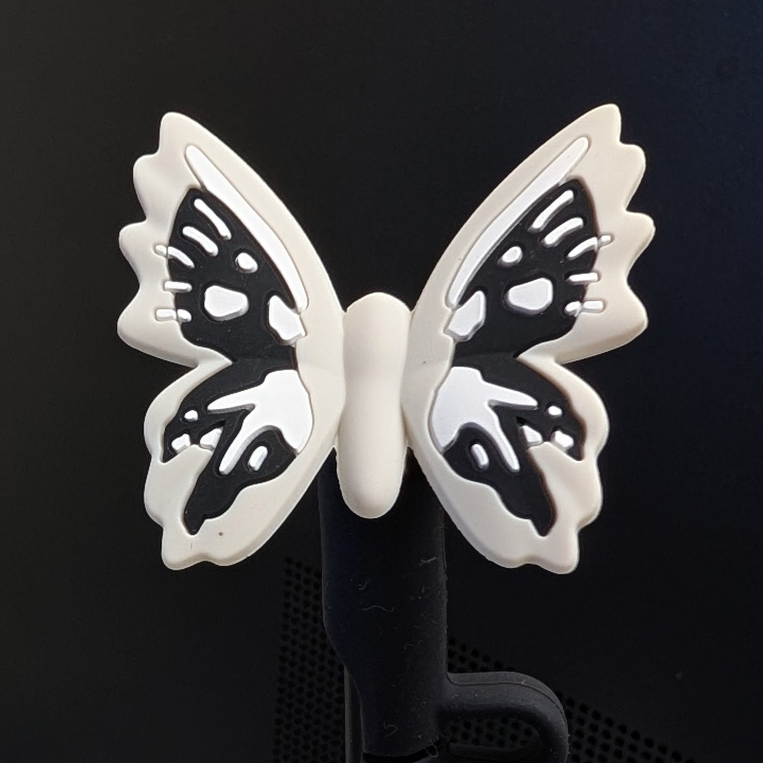 Starbucks Tumbler Glow-In-The-Dark Butterfly Topper Black Beveled Cup 2025, 24oz