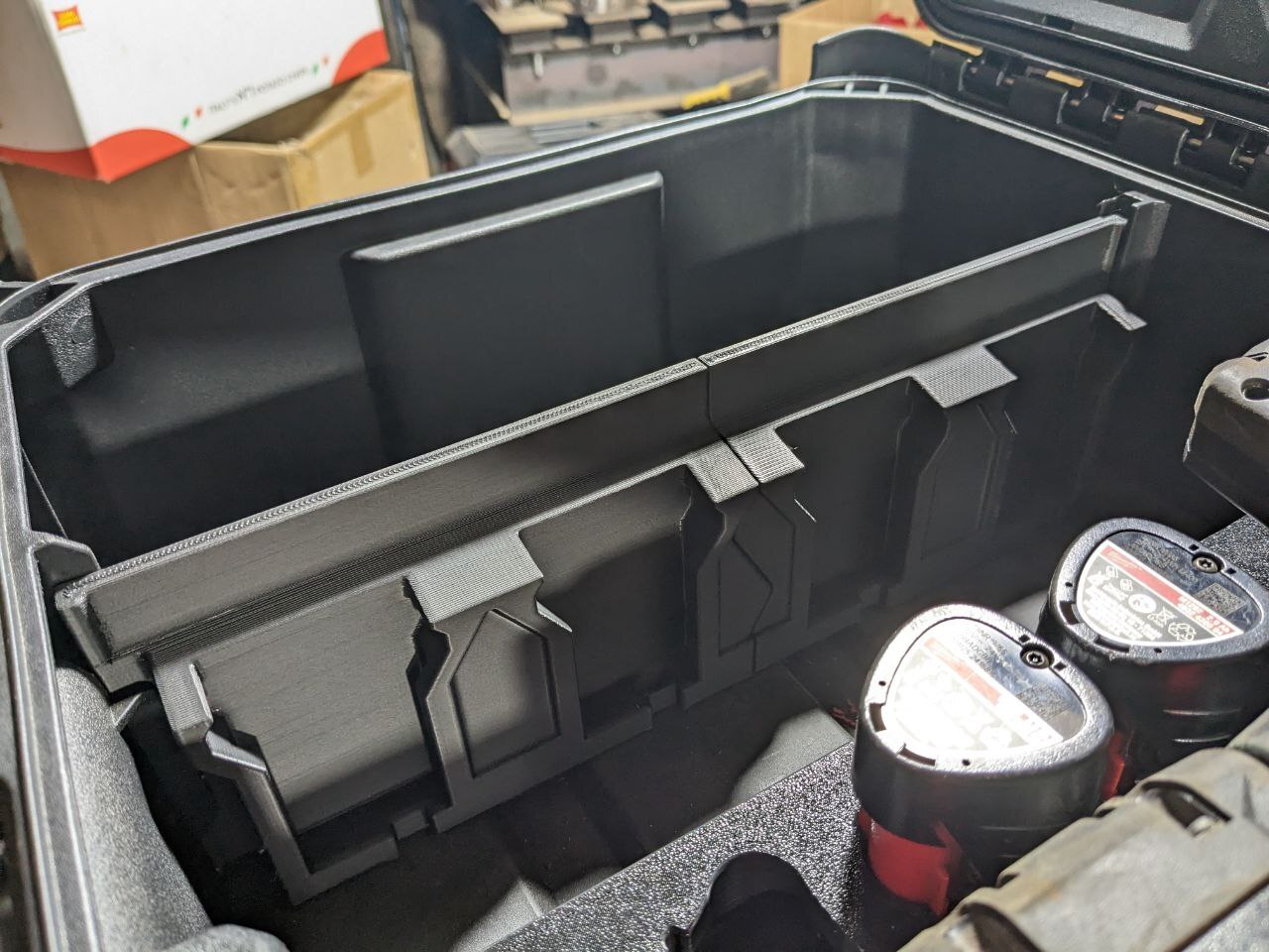 Milwaukee PACKOUT integrated battery storage M12, M18 external/internal