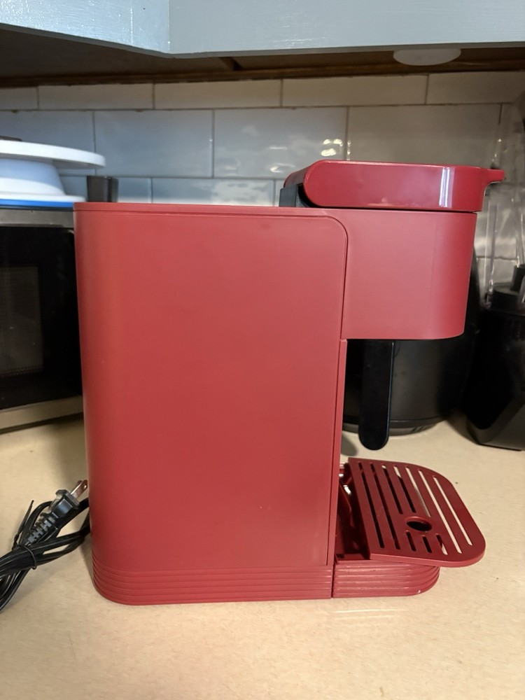 Keurig K-Express Essentials Red Single-Serve K-Cup Coffee Maker