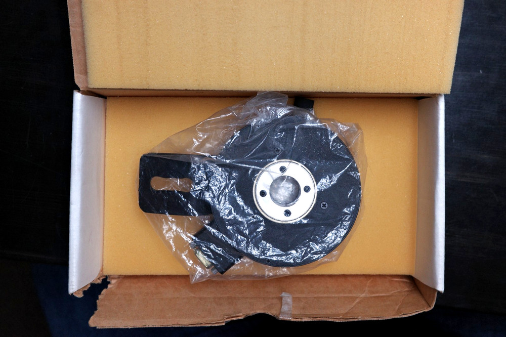 ACCU-CODER 426073 - 000 ENCODER