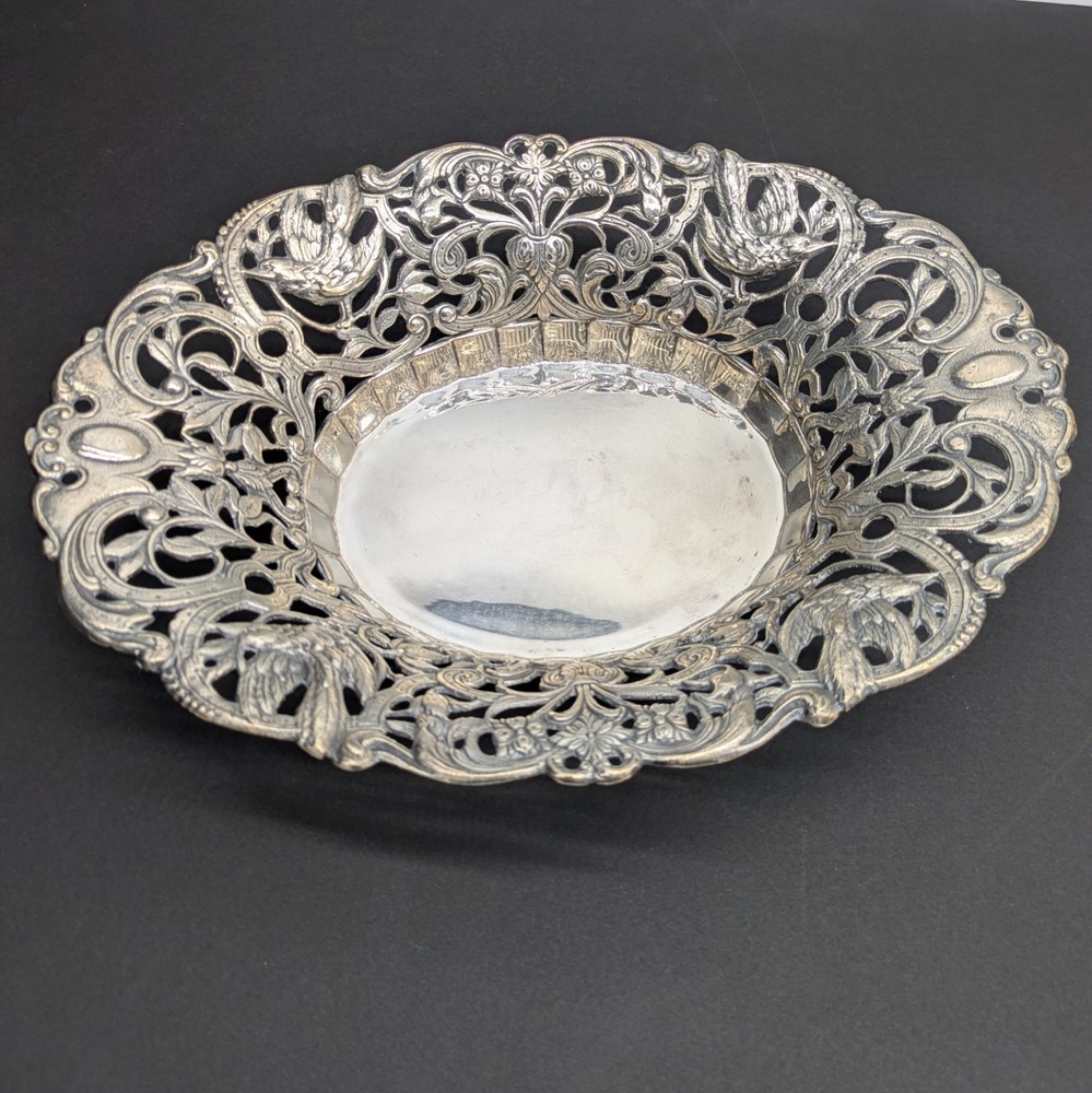 Wallace Madrilena Oval Bowl Centerpiece Reticulated Silverplate Made in Spain