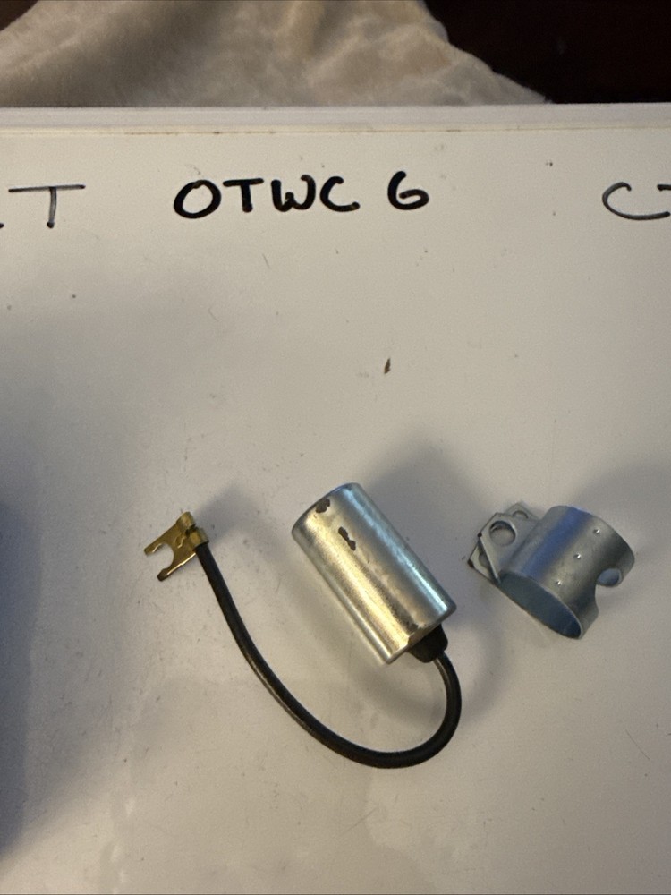 (1) E-TRON COMPONENTS CONDENSER D-204 GM-8 Nos OEM Sold Individually