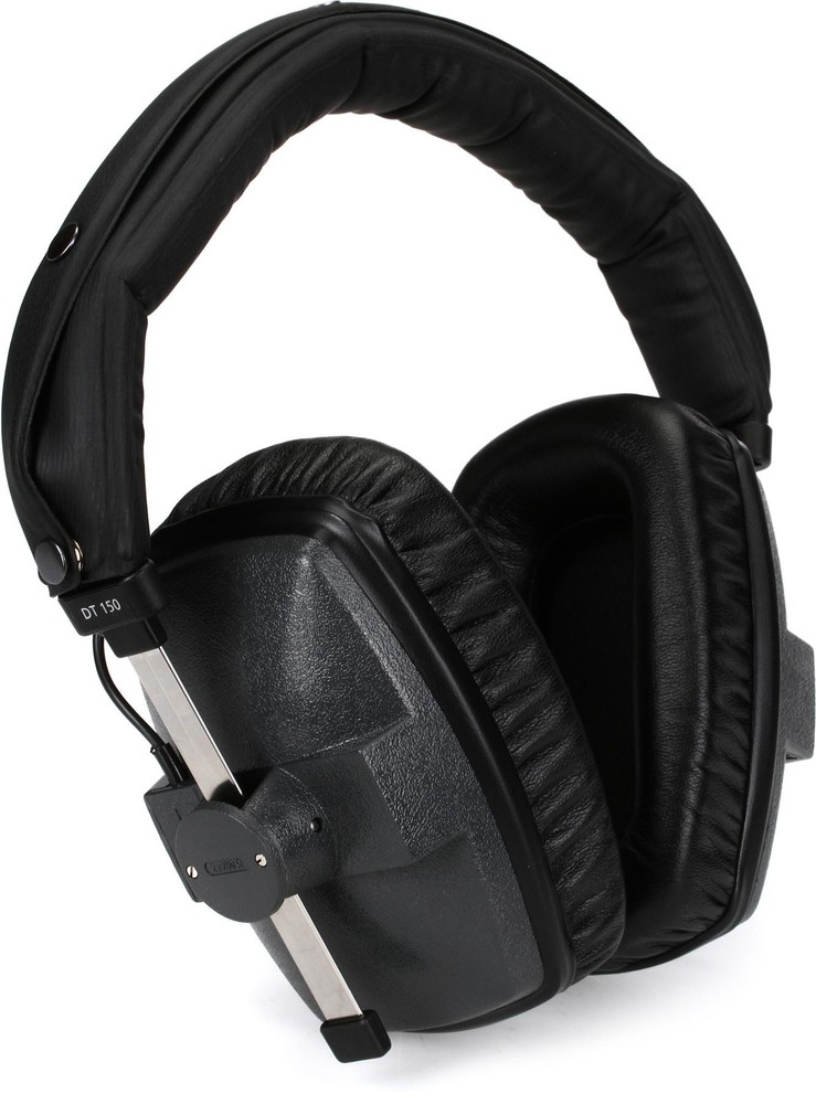 Beyerdynamic DT 150 Closed-back Isolating Studio Headphones (3-pack) Bundle
