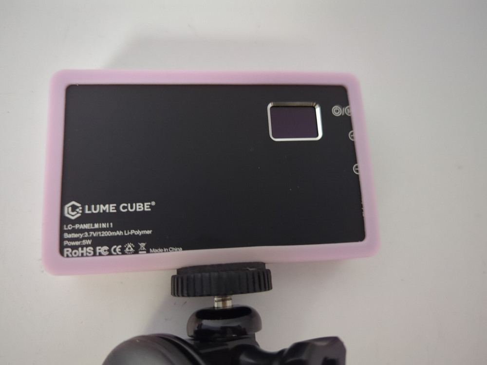 LUME CUBE VIDEO CONFERENCE LIGHT LC-PANELMINI 1