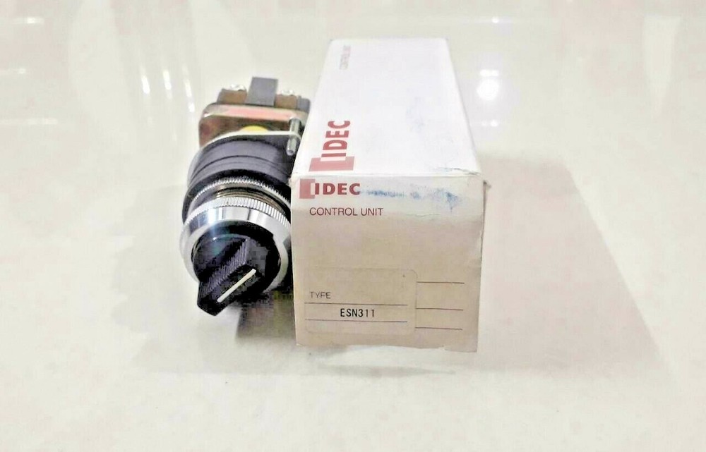IDEC ESN311 Control Unit  NEW