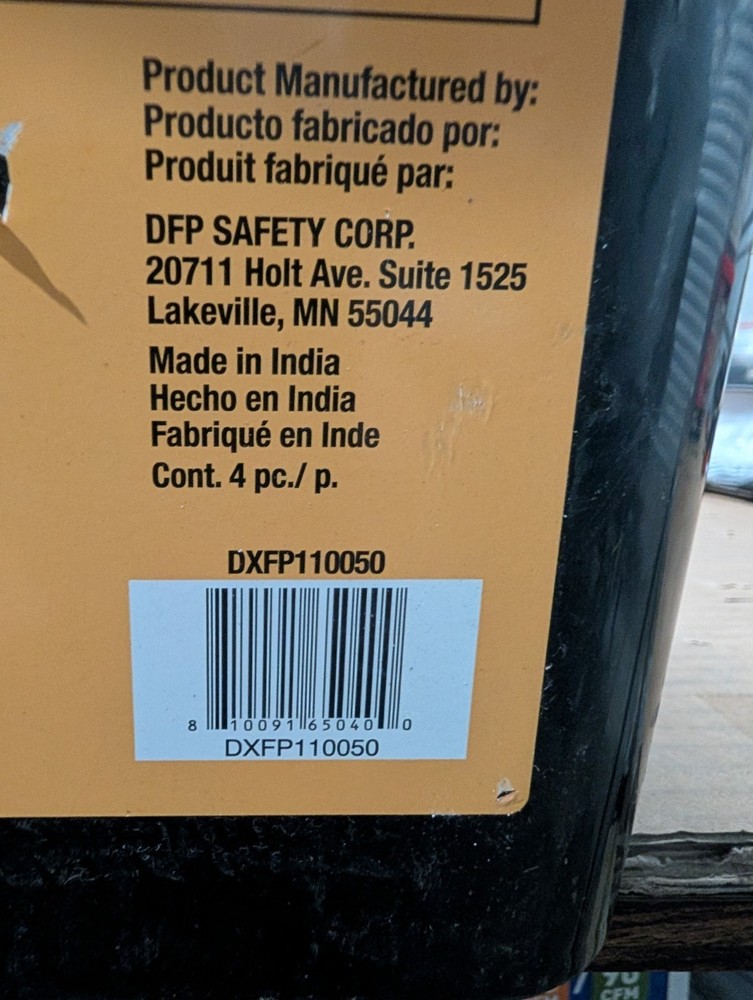 DEWALT Rooftop Safety Kit - Sealed