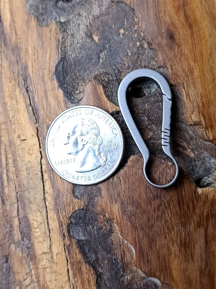 Pro Mini Series Titanium Carabiner
