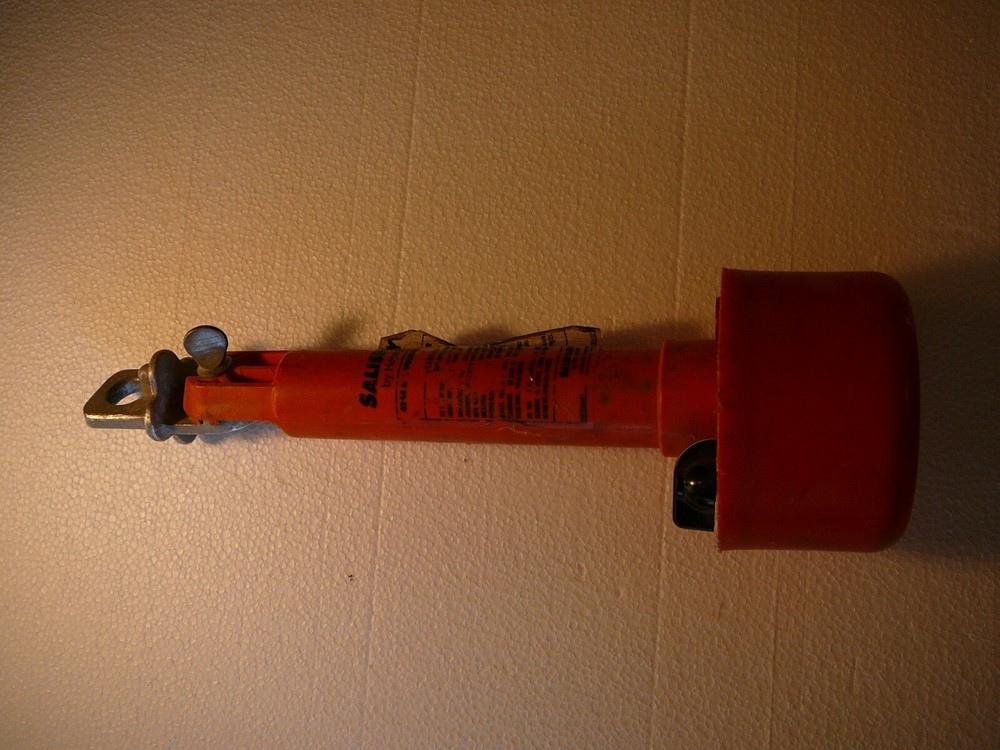 Salisbury 4244 AC Audio/Visual Voltage Detector