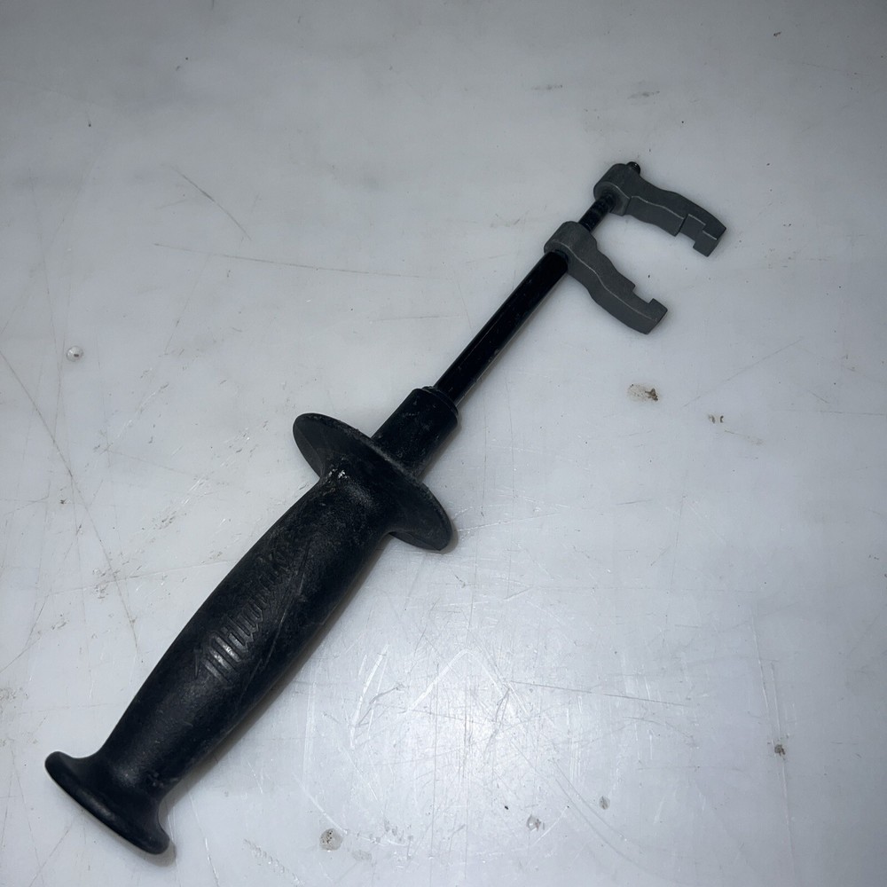Milwaukee 516067 Adjustable Auxiliary Handle Replacement Hammer Drill Driver A1