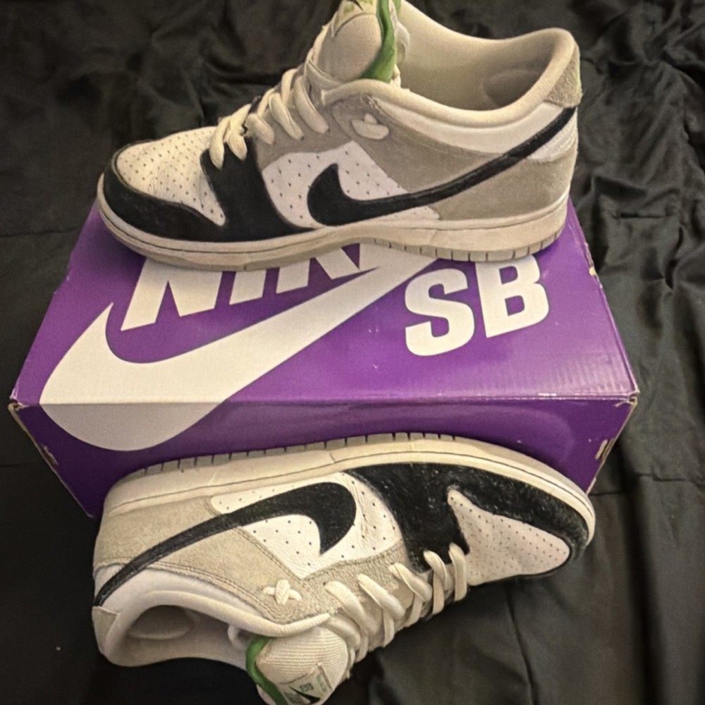 Nike SB Dunk Low Chlorophyll Size 10.5
