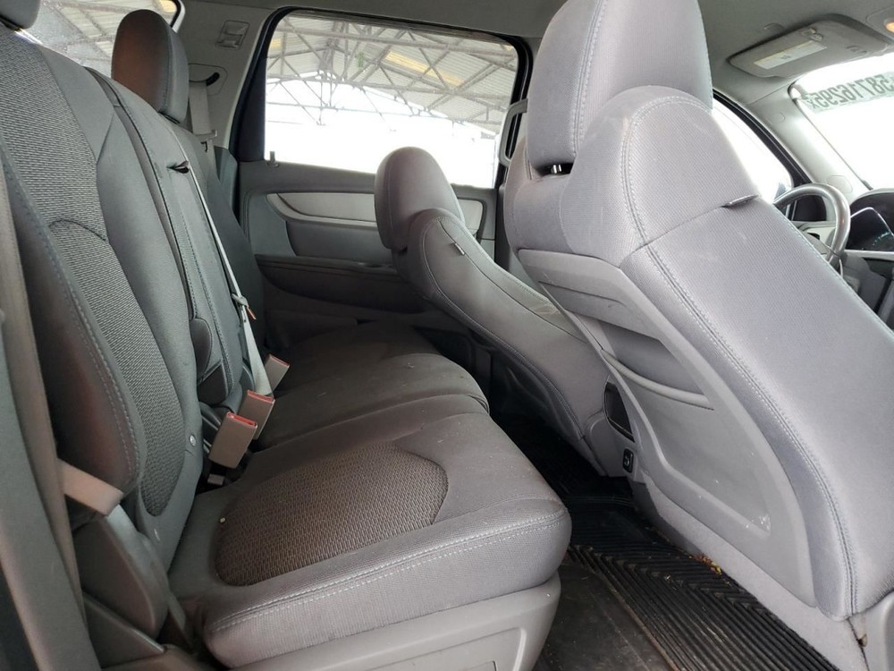 TRAVERSE 2017 Glove Box 4735362