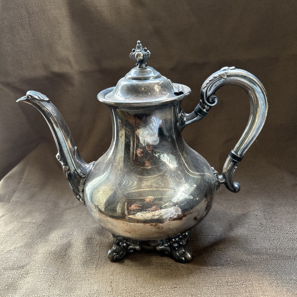 Reed & Barton 5600 "Regent" Hollowware Tea/Coffee Pot