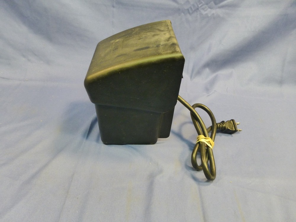 Malibu ML121RT Low Voltage Transformer Power Pack 121 Watt Intermatic timer