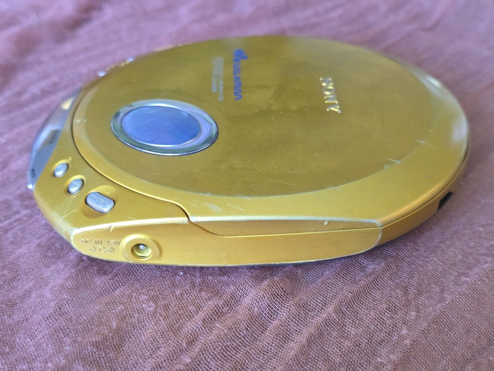 Sony Walkman D-E350 Portable CD Player ESP MAX Gold Tested Working