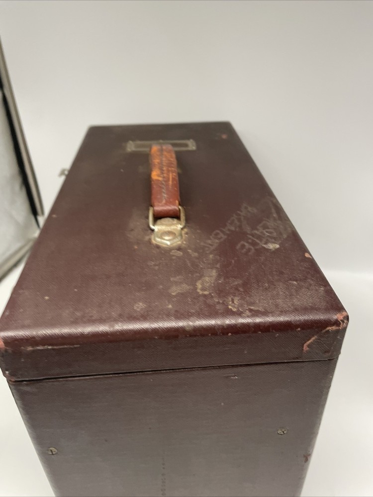 Microscope Bausch & Lomb Model Binocular Compound + case Slides Lab Equipment
