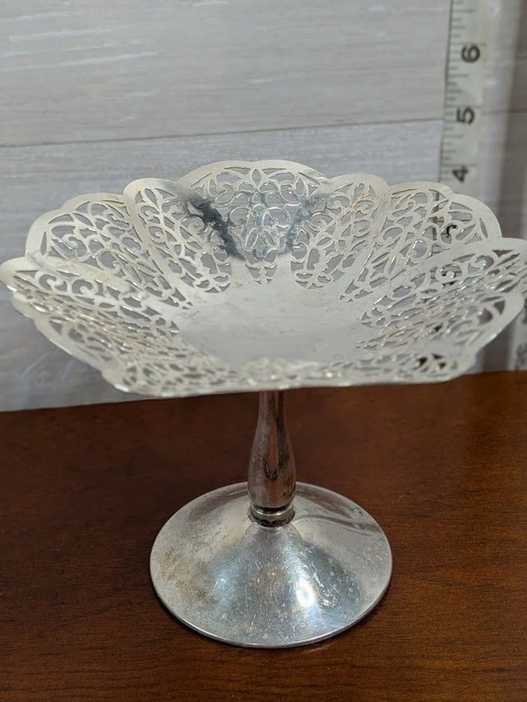 VTG International Silver Co IS Pierced Pedestal Compote Candy Dish Silverplate