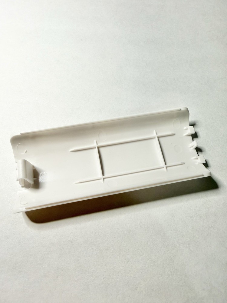 LOT X20Replacement Battery Cover Shell Case Clip for Wii Remote Controller White