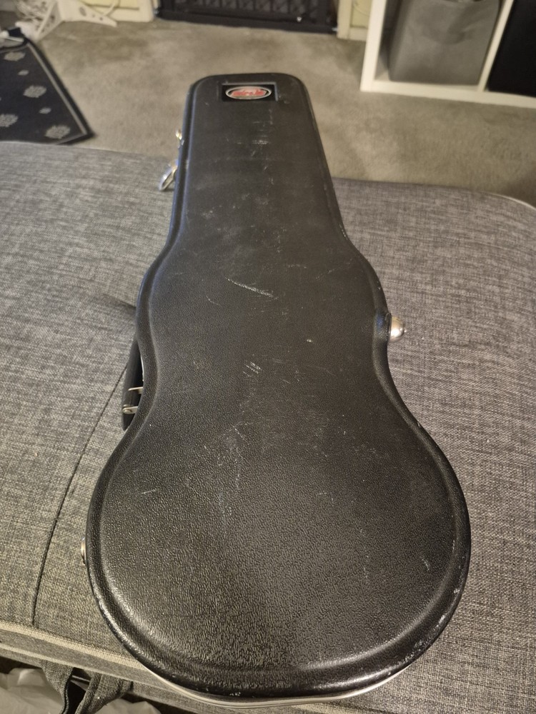 Violin SKB Case with Chin Rest