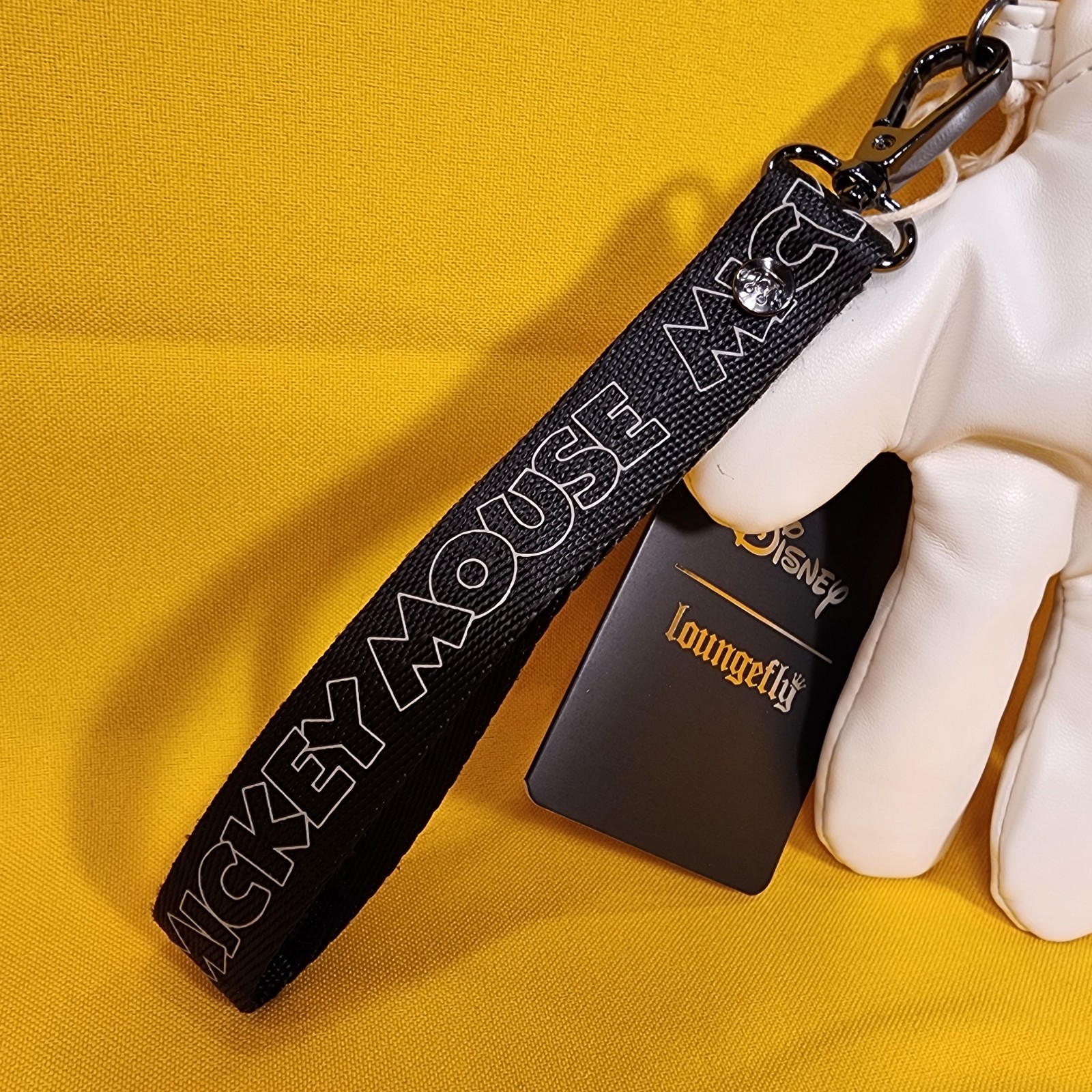 Loungefly Disney Mickey Mouse Hand Figural Glove Cosplay Coin Purse NEW