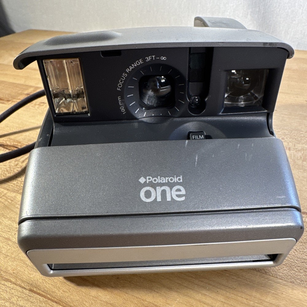 Polaroid One 600 Flash Instant Film Camera Silver Function Untested