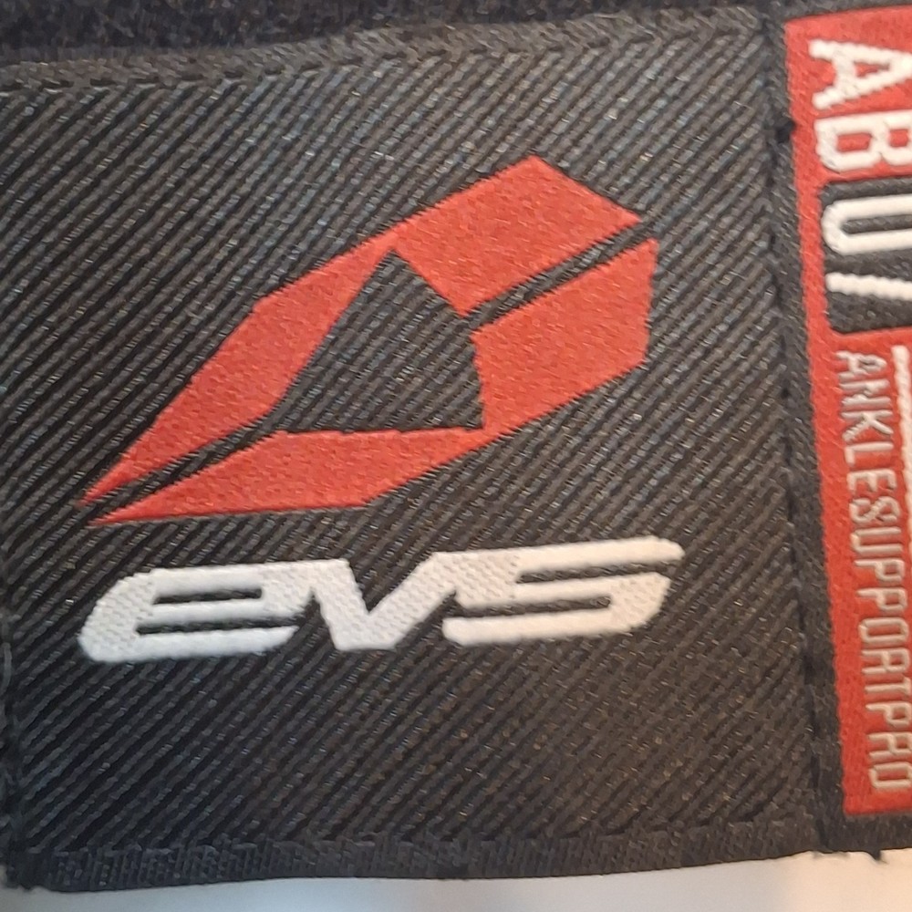 EVS AB07 Ankle Brace - Large