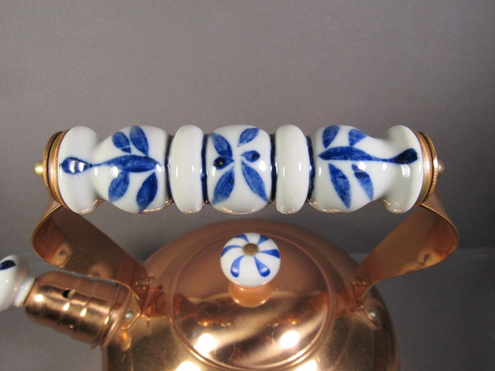 Copper Kettle Shiny Bright & Clean Blue-White Handle & Knobs Korean 8" x 8.5"