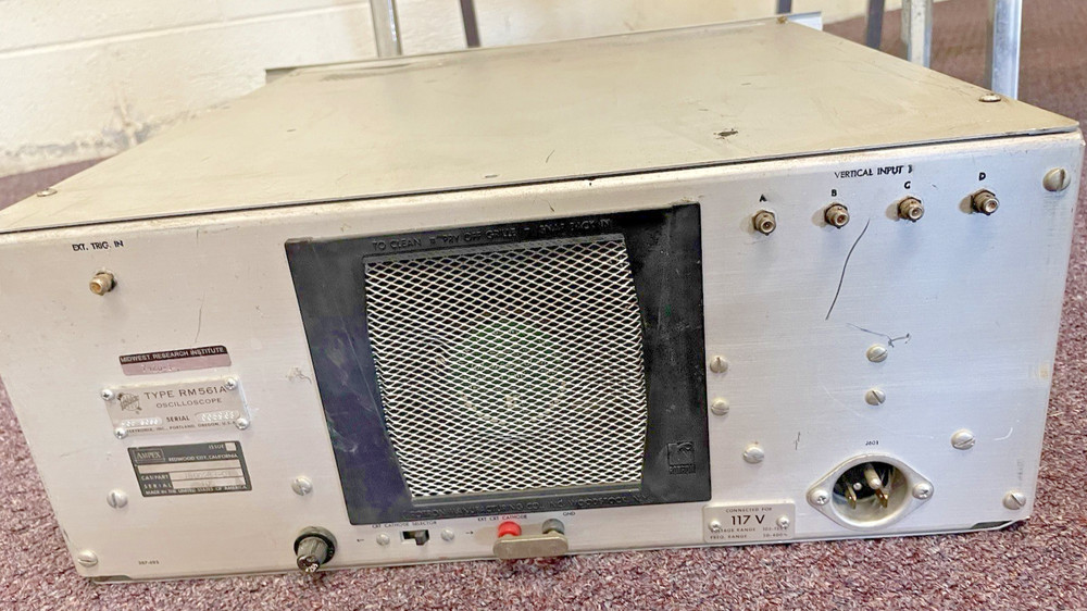 Tektronix Type RM561A Oscilloscope | Type 2B67 Time Base | Type 3A3 Four Trace