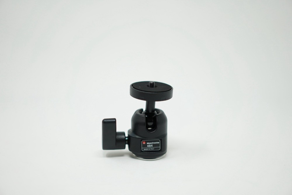 Manfrotto 484 Compact Ball Head – Lightweight – Excellent Condition