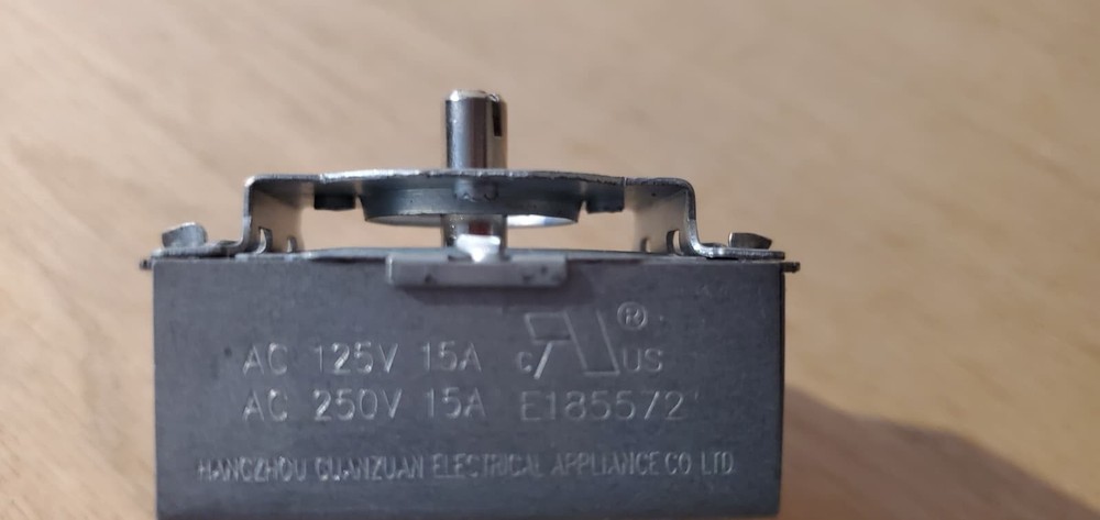 60 Minute Mechanical Timer Switch E185572 - Universal Replacement