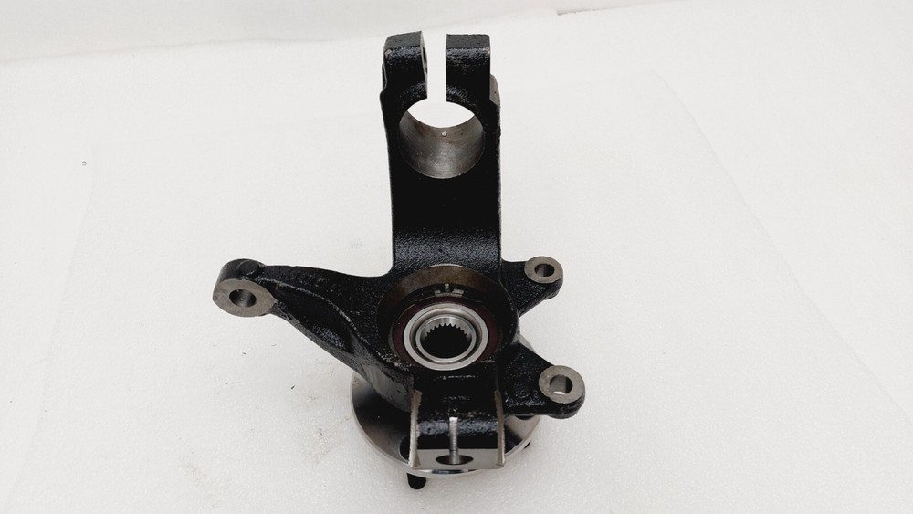 2006-2011 Ford Focus Moog Front Driver Side Steering Knuckle Assembly LK003