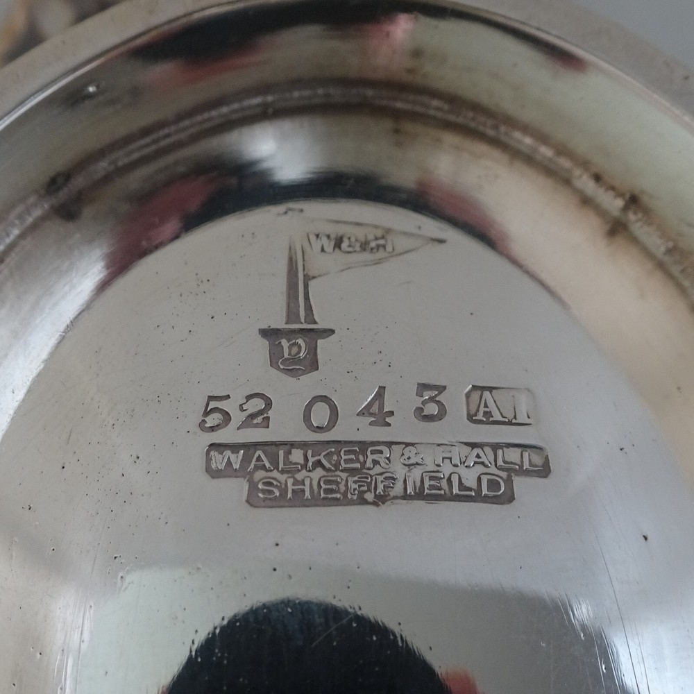 Silver plated sweet dish by Walker & Hall 1917