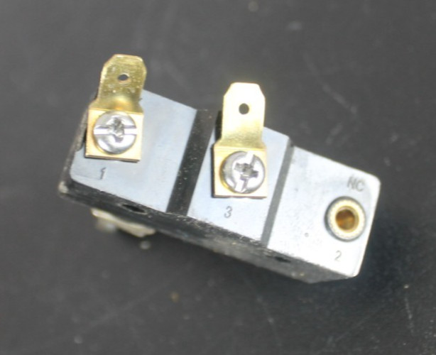 Blodgett 35193 Door Microswitch Replacement - Preowned, Tested