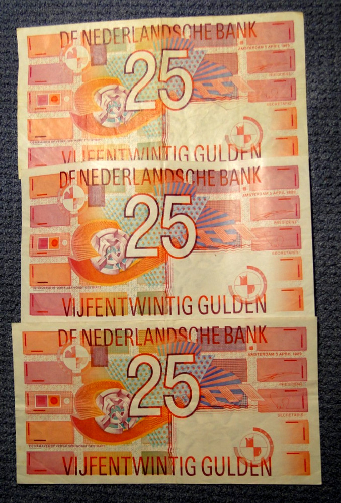 NETHERLANDS 17 BANNKNOTES 5-25 GULDENS