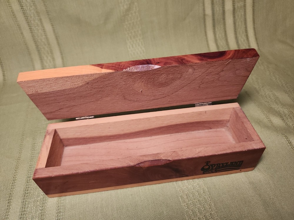 Cedar Opryland Pencil Box