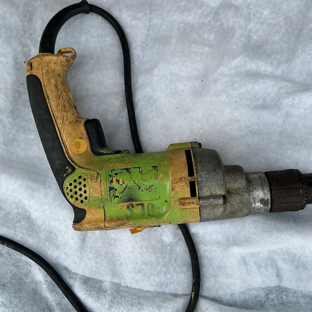 DeWalt DW235G 1/2” Corded Drill – Used