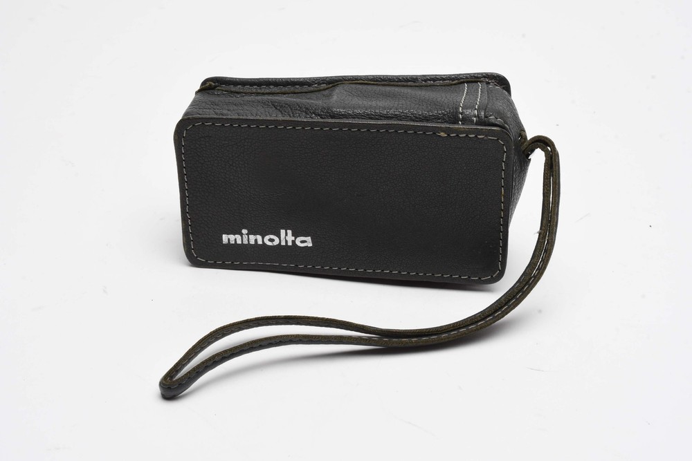 Minolta 16 E.E Subminiature camera, case, strap, Works! Clean (Silver)