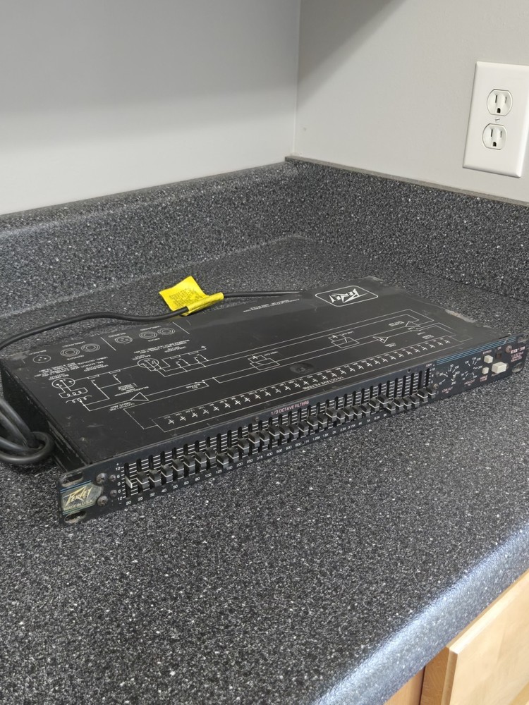 Peavey EQ 31 Equalizer 1/3 Octave Graphic Equalizer