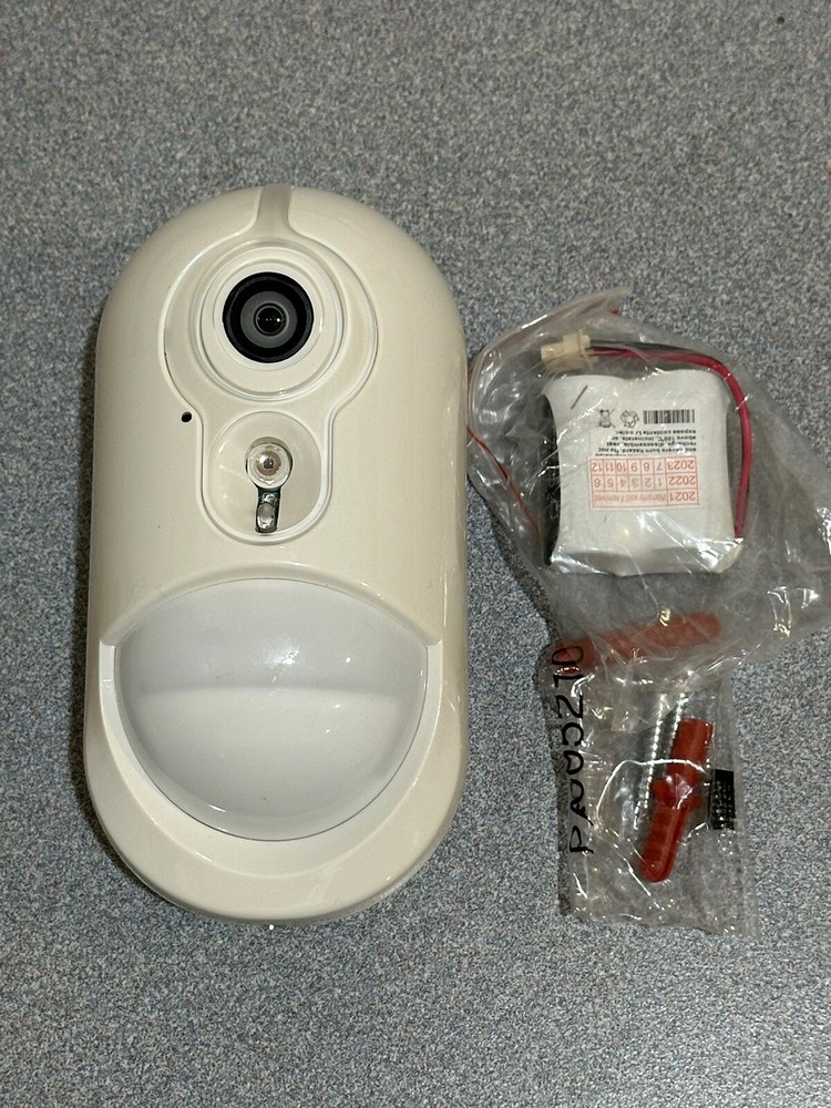 Dsc PowerG PG9934P Wireless Pir Motion Detector with Integrated Camera Open Box
