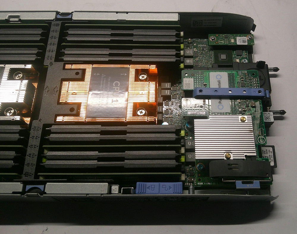 Dell PowerEdge FX2 Blade Server - E02B / 06WHM8