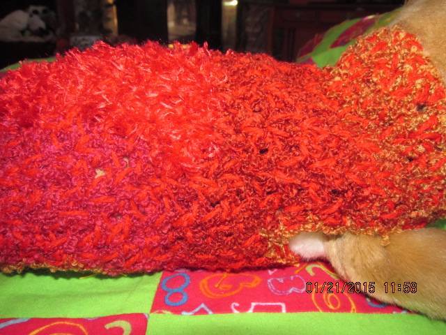 SECRET RENDEZVOUS DOUBLE LAYER BOUCLE Sweater SMALL