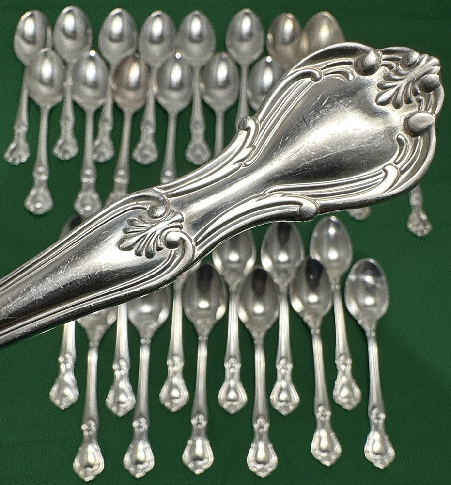 29 Pc RATHMORE Silverplated SOUP & TEASPOONS & SERVING  Pcs Reed & Barton
