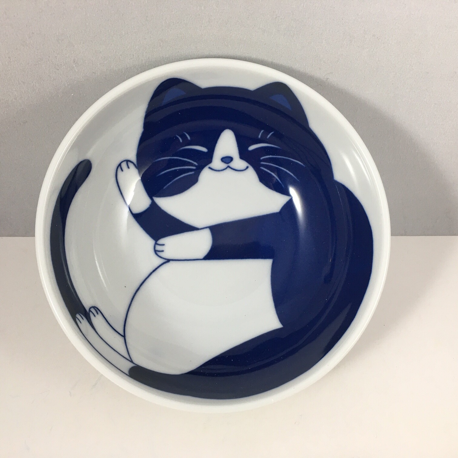 Japanese Rice Soup Dessert Bowl 4-7/8"D Porcelain Blue Tuxedo Cat Made in Japan