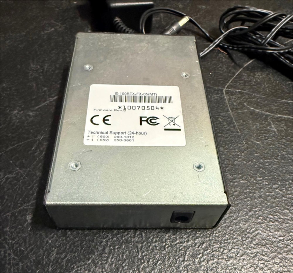Transition Networks E-100BTX-FX-05(MT) MT-RJ Media Converter