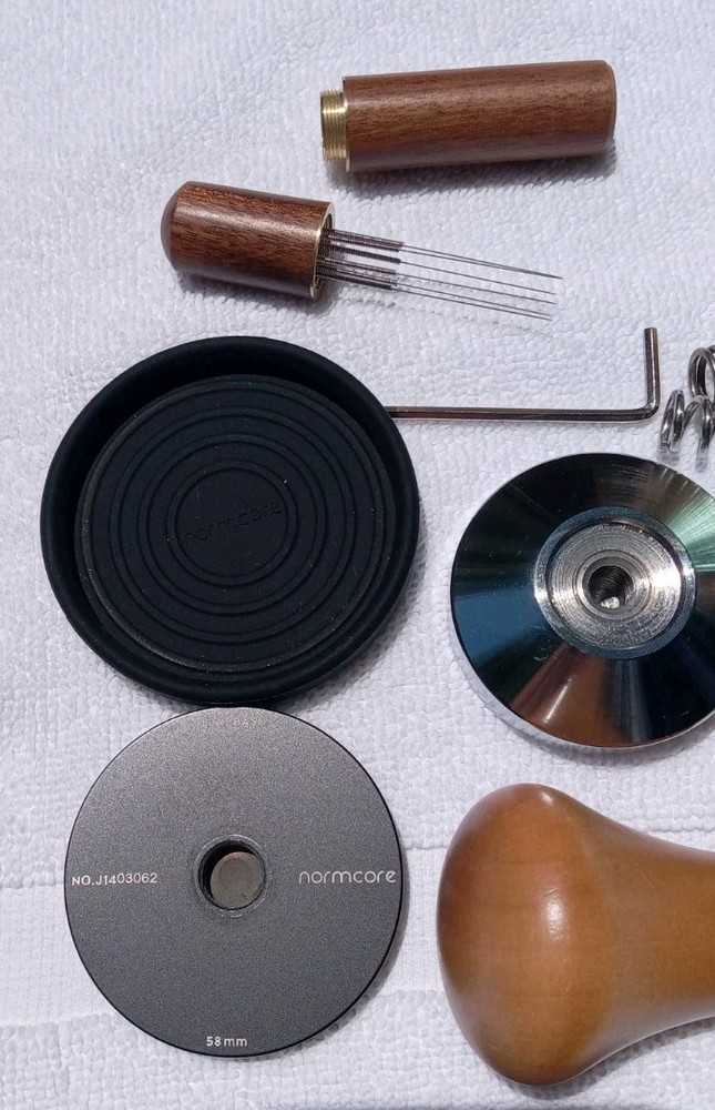Normcore 58.mm Coffee Tamper FLAT Base, Spring Loaded, Walnut Handle Accessories