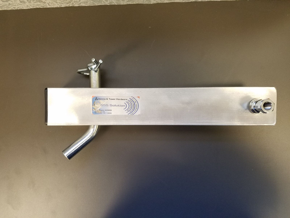 VHF/HF MOBILE ANTENNA MOUNT (TRAILER HITCH MOUNT)