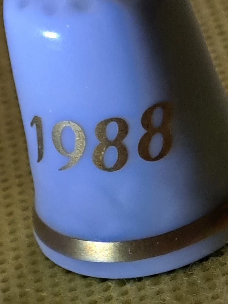 Various Lot Of Thimbles