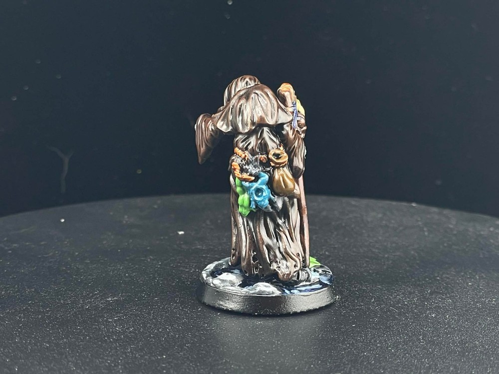 Female Hag / Witch - Handpainted - 28-32mm Scale