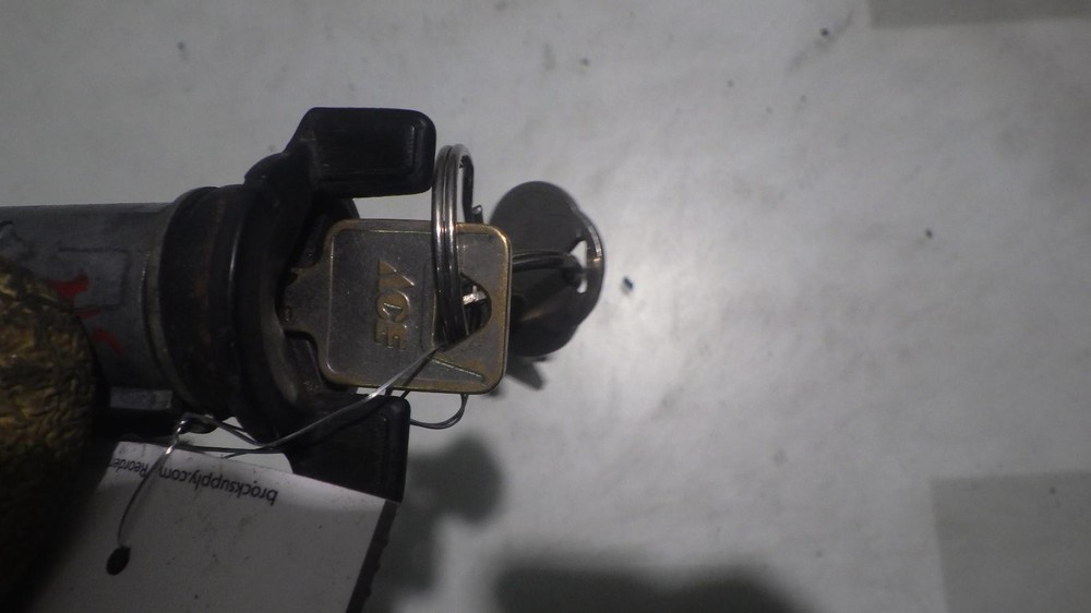 94 GMC 1500 PICKUP Ignition W/Key