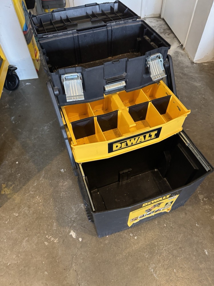 Dewalt Rolling Toolbox