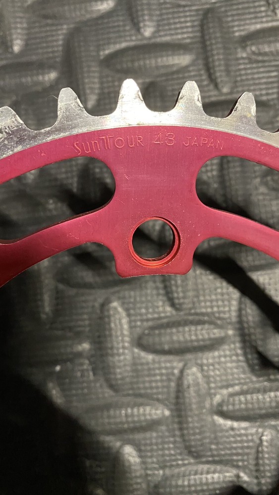 suntor chainring 43T Red old school